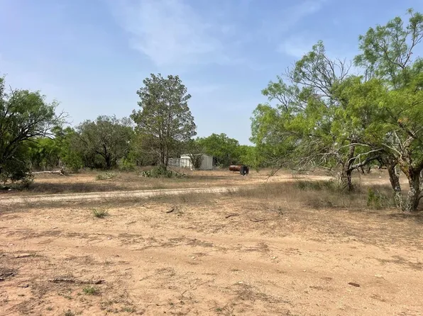 2521 County Road 414, Brady, TX 76825