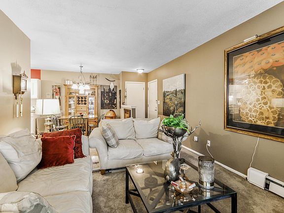 3rd image of 1321 W Main St APT 103A