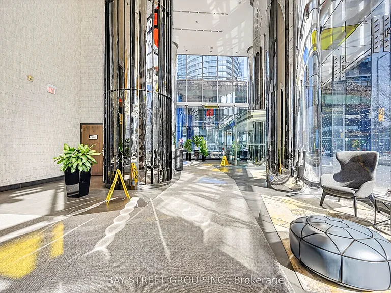 10 York St #1002 — Photo 6