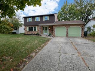 6099 Darby Ln, Columbus, OH 43229