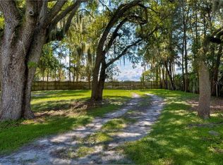 15426 Manning Dr, Tampa, FL 33613