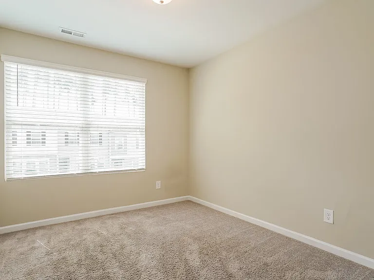542 Landing View Dr — Photo 12