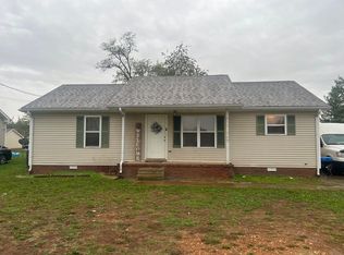 1315 Hugh Hunter Rd, Oak Grove, KY 42262