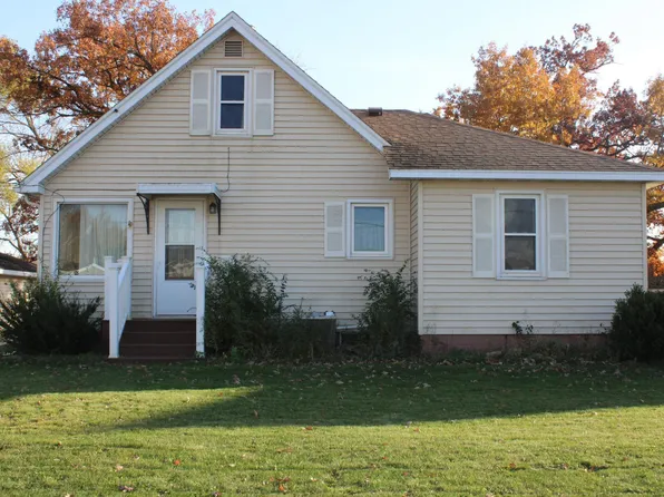 1802 10th Pl NE, Austin, MN 55912