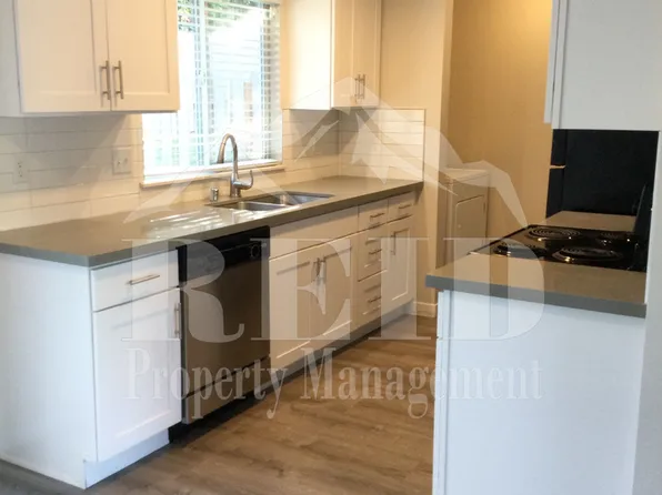 2609 25th St, Bremerton, WA 98312