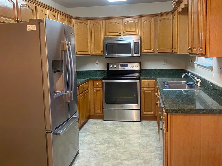 7120 Tyner Crossing Dr — Photo 6