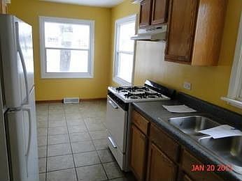 2nd image of 409 Dayton Ave
