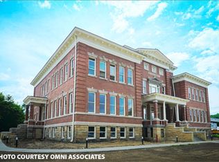 1301 S Davis Ave APT 205, Elkins, WV 26241