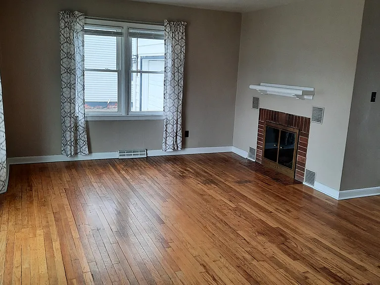 1339 Highland Dr — Photo 7