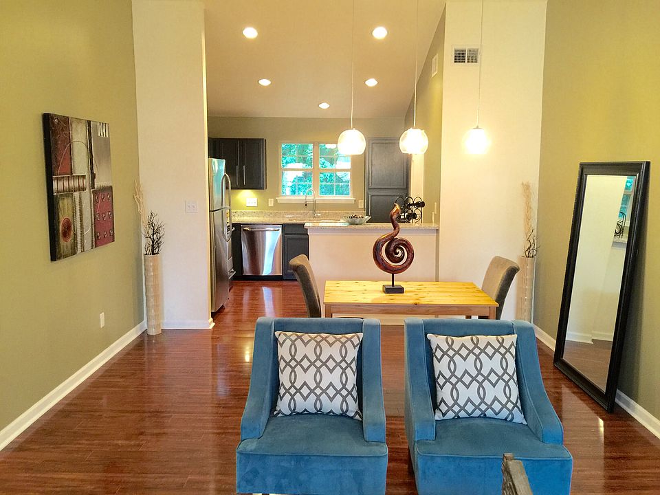 1st image of 7341 Michaels Landing Dr