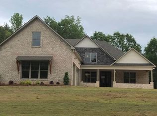 111 Cornerstone Cir, Calera, AL 35040