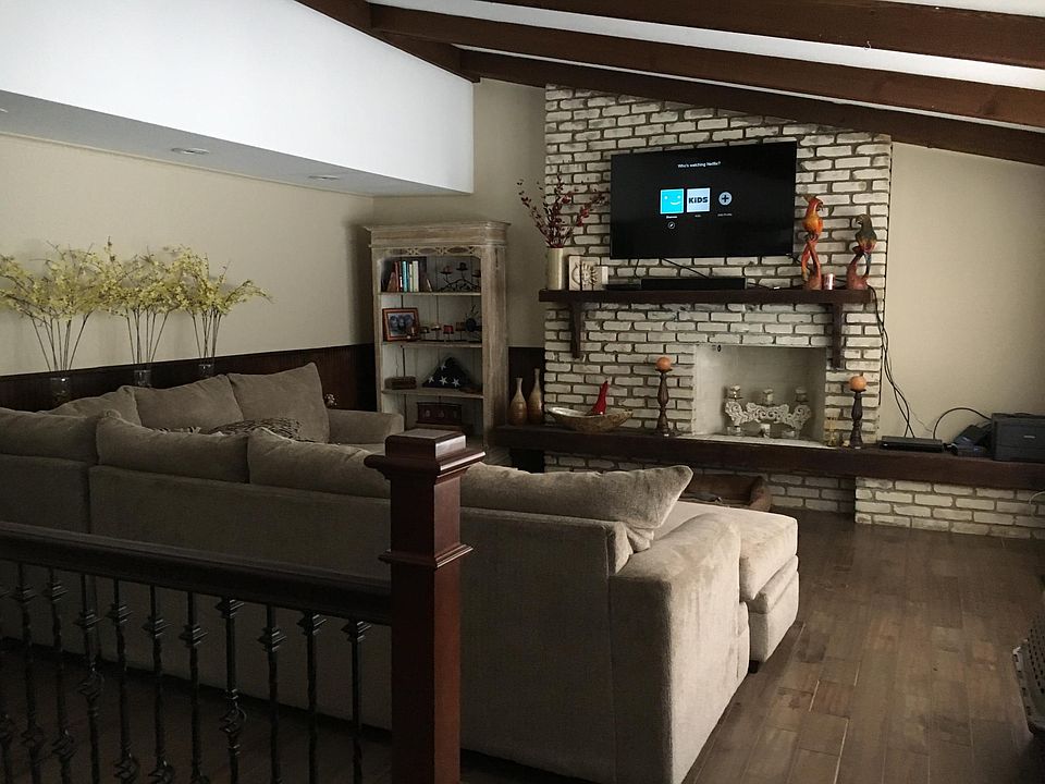 Upstairs living room