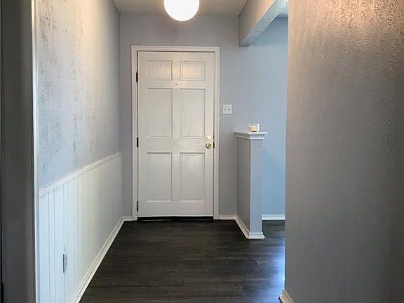 4th image of 127 Mantlebrook Dr