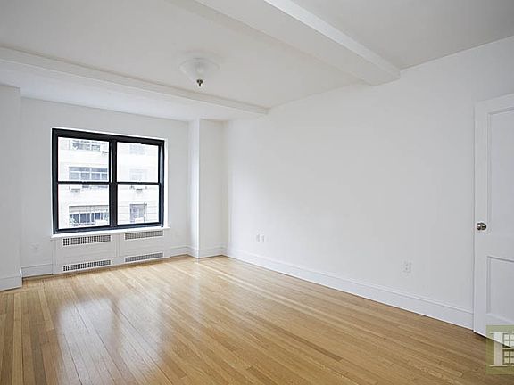 3rd image of 12 E 88th St APT 7C
