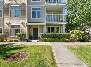21240 40th Pl S UNIT A, Seatac, WA 98198