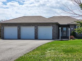 4662 Zachary Cres, Ramara, ON L3V0K8