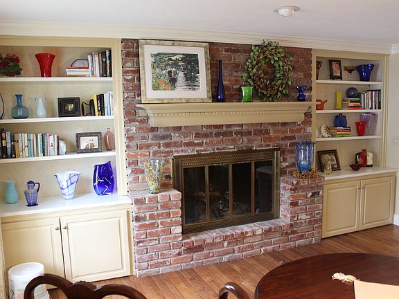 LB fireplace w/gas starter