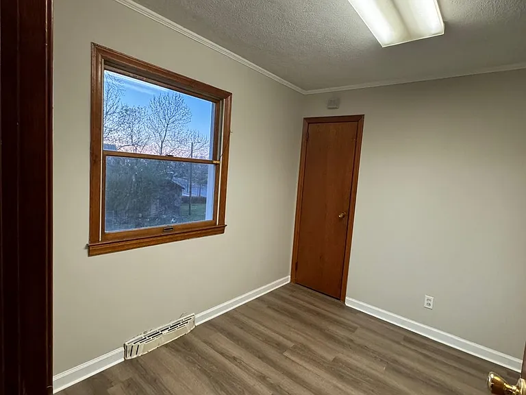 317 Clark Blvd — Photo 17