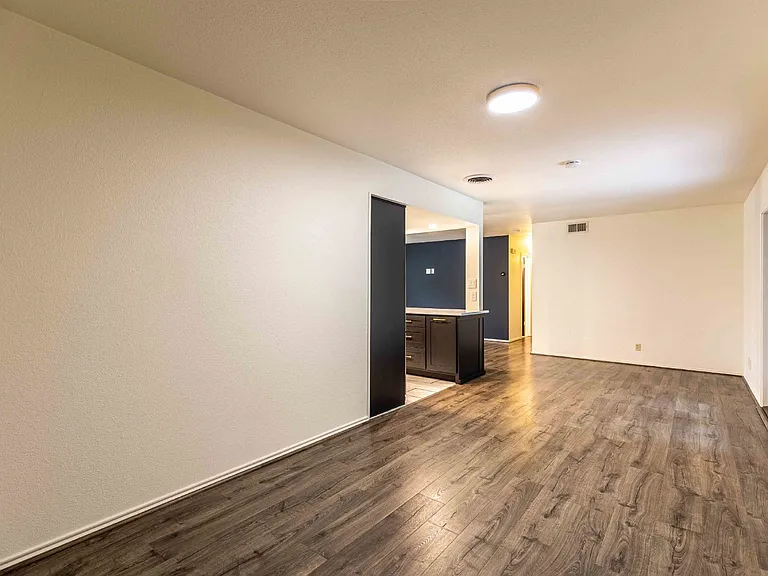 1014 Morey Peak Dr — Photo 14