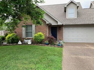 8122 Cobblestone Ct, Newburgh, IN 47630