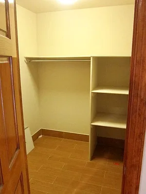 Rented by Realty 2000 Corp | media 10