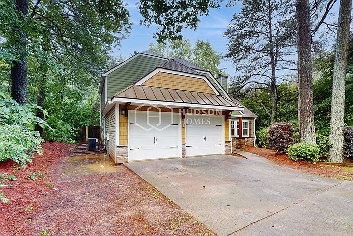 1st image of 1799 May Glen Dr NW