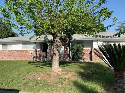 382 S 3rd St, Kerman, CA, 93630