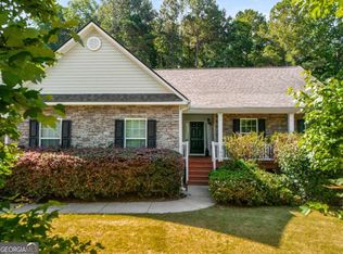 3164 Oak Ridge Ln, Loganville, GA 30052