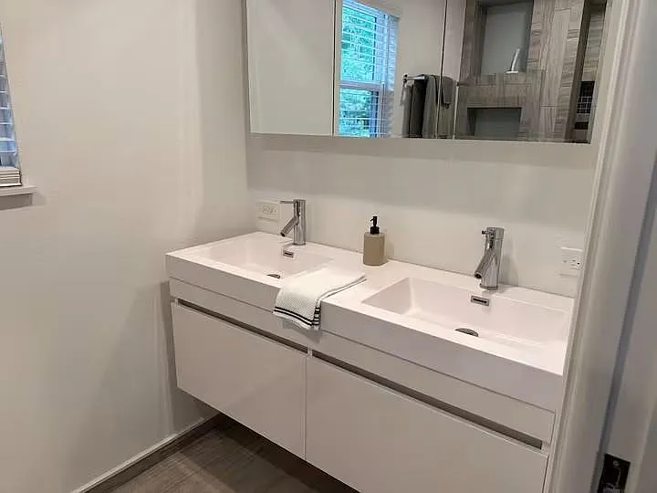 2144 Shangri La Ln — Photo 15