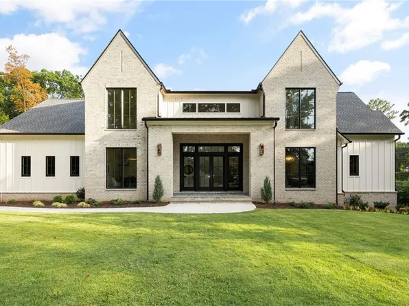 1455 Hearst Dr NE, Brookhaven, GA 30319