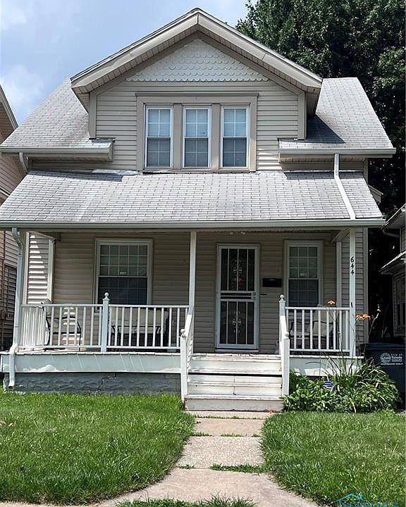 1st image of 644 Willard St
