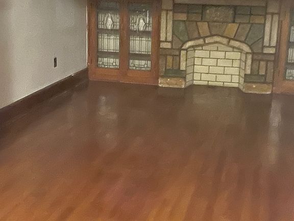 2nd image of 42530 Van Dyke Ave