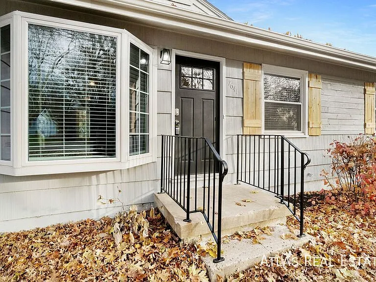7641 Falmouth St — Photo 2