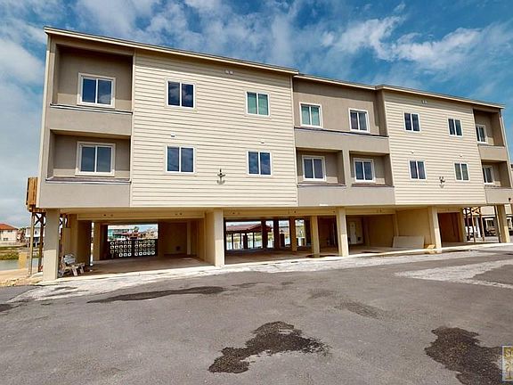 4th image of 401 N Island Ave #57B