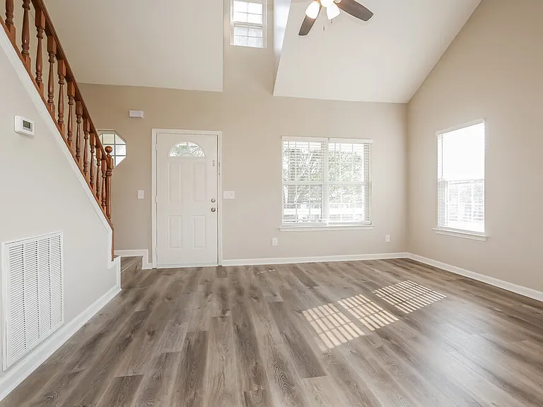 805 Stone Flower Ct — Photo 5