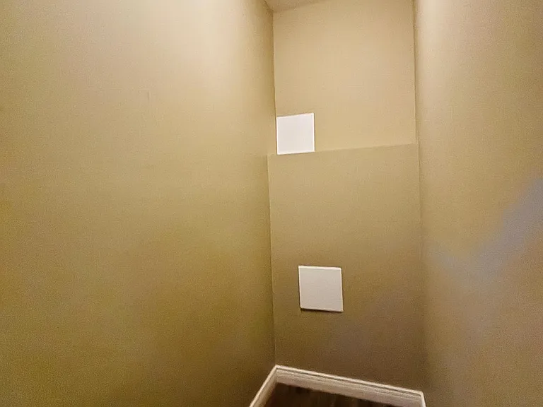2629 E 6th Ave — Photo 13