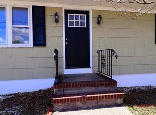 25 Nautilus St, Beachwood, NJ 08722