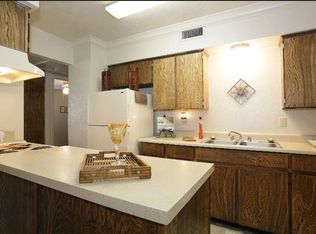 3017 Park Square Dr APT 104, Irving, TX 75060