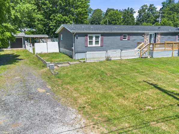 1810 W Gore Rd, Erie, PA 16509