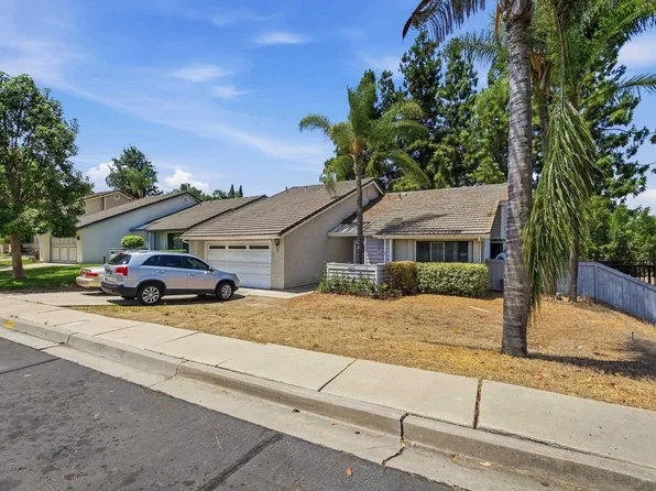 8608 Northcrest Ct, Santee, CA 92071