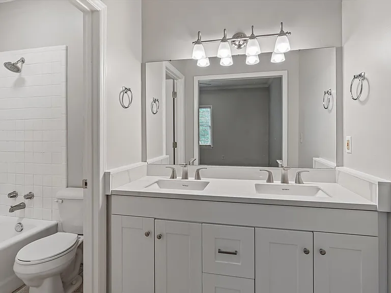 1810 Oakcrest Ct — Photo 22