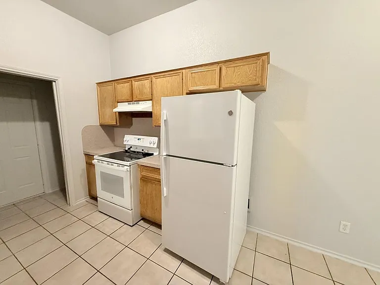 3708 Gus Dr #B — Photo 8