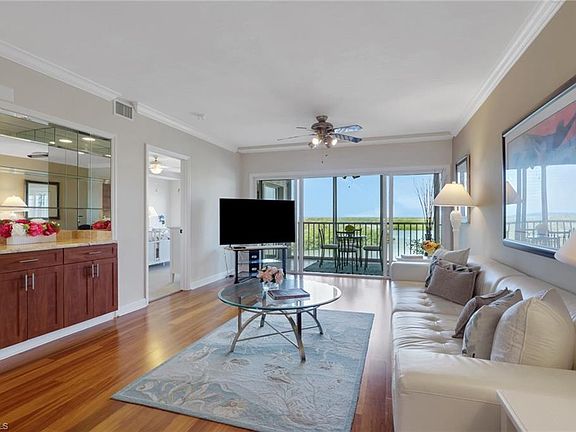 3rd image of 13105 Vanderbilt DR #607