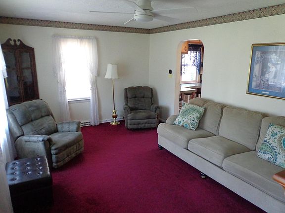 4th image of 312 Hunter Ave