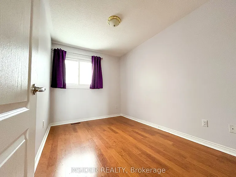 98 White Blvd — Photo 12