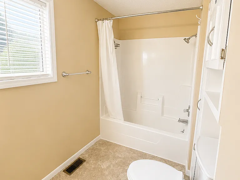 2114 N Buckeye St — Photo 5