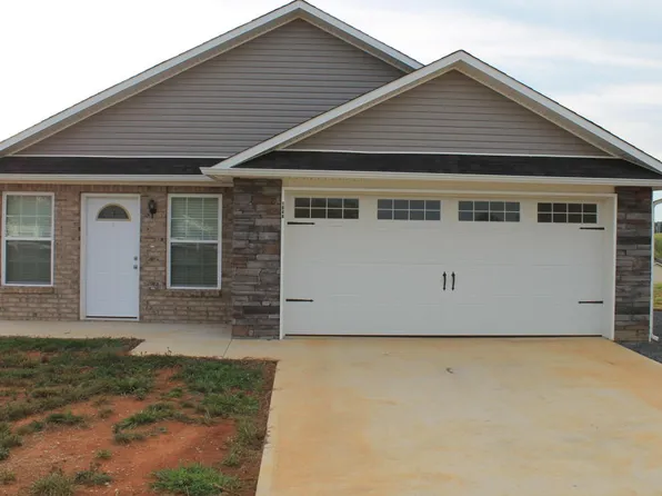 1848 Country Meadows Dr, Sevierville, TN 37862