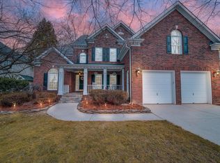 3213 Twelve Oaks Pl, Charlotte, NC 28270