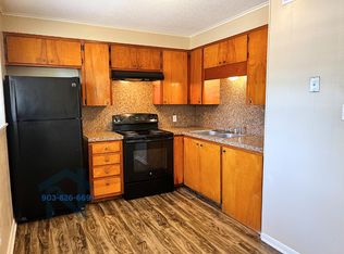 303 King St #2, Atlanta, TX 75551