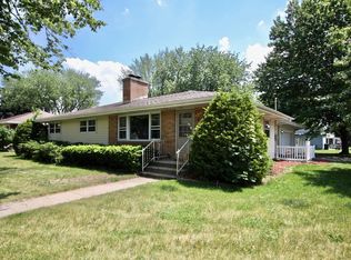 804 E Inman Pkwy, Beloit, WI 53511